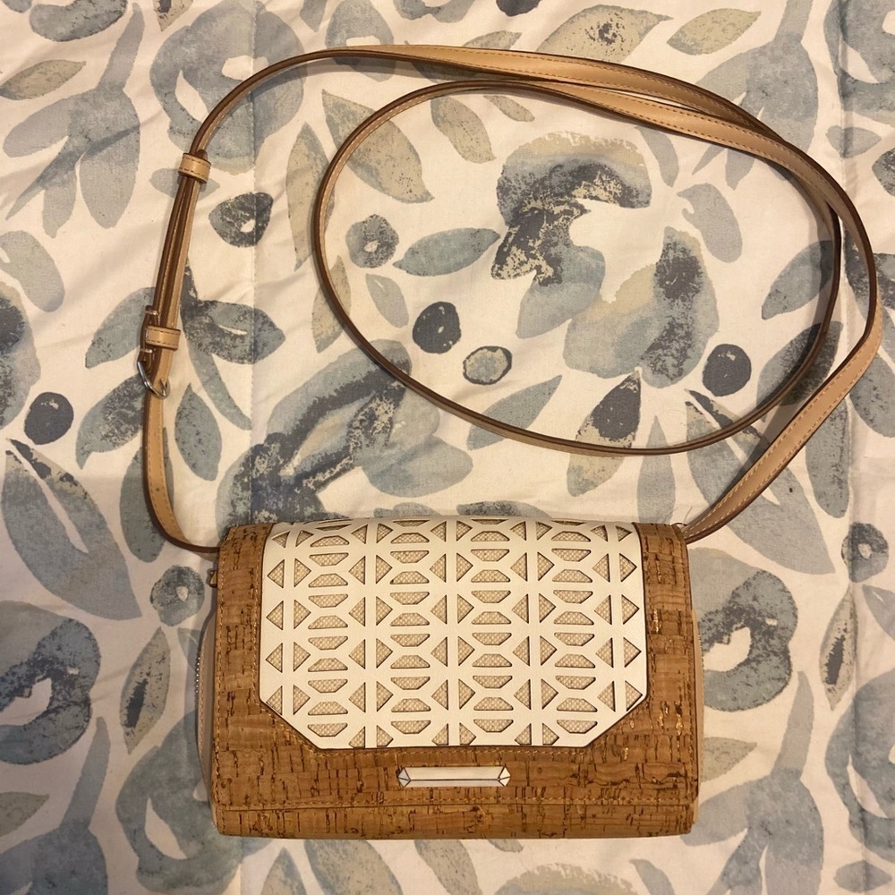 Stella & Dot Nolita Medium Crossbody-Geo Cork